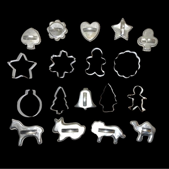 Vintage Other - Vintage Aluminum Lot of 18 Cookie Cutters (CC1)